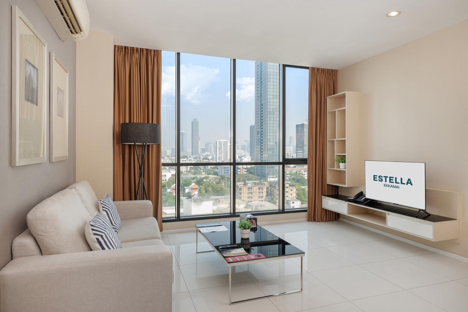 Estella Ekkamai Bangkok Exterior foto